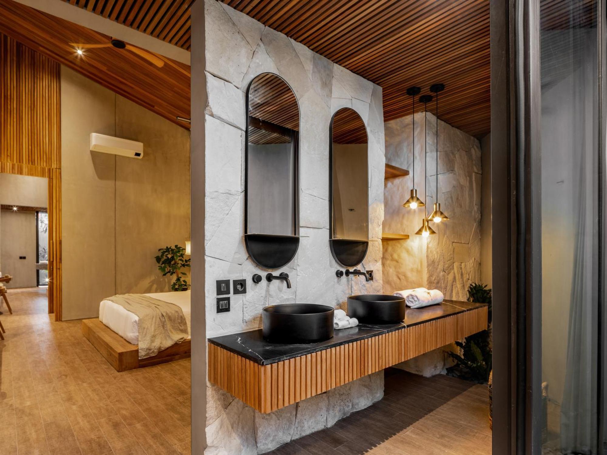 Villa Levante Bali By House Of Winds - Tropical Oasis Near Canggu ケロボカン エクステリア 写真
